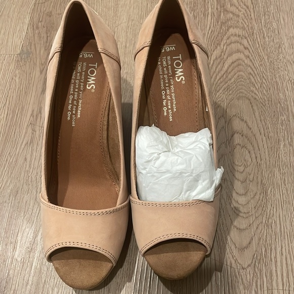 TOMS Stella Wedges - Picture 4 of 10